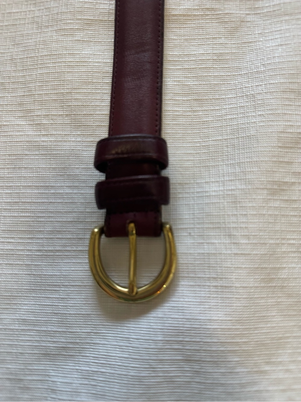 Coach Leather Vintage USA made Narrow Leather Belt in with Gold Buckle Medium